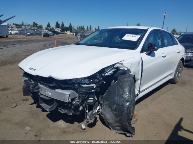 5XXG14J27NG139499 KIA K5 LXS