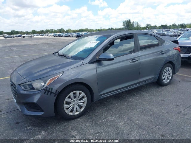 Hyundai ACCENT SE 2018 3KPC24A30JE017588 Image 2