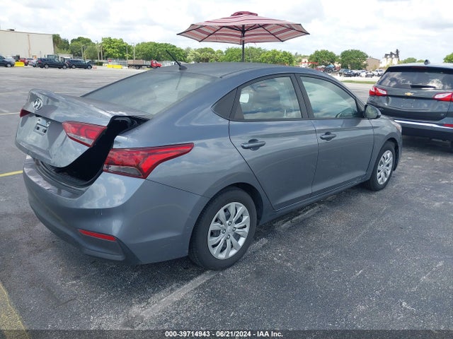 Hyundai ACCENT SE 2018 3KPC24A30JE017588 Image 4