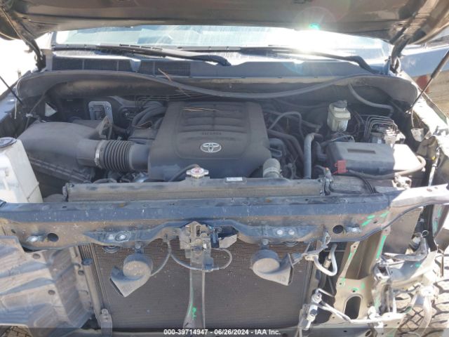 5TFDY5F13KX799273 Toyota Tundra Sr5 5.7l V8