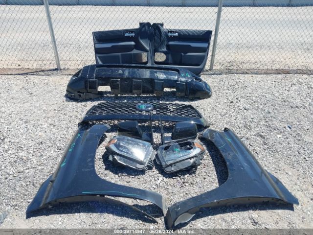5TFDY5F13KX799273 Toyota Tundra Sr5 5.7l V8
