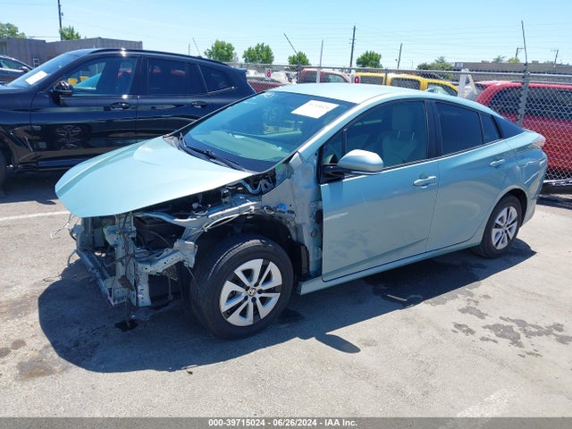 Toyota Prius Two Eco 2016 JTDKARFUXG3010225 Image 2