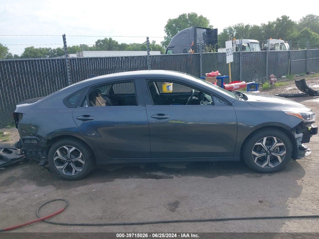 3KPF24AD8KE097536 KIA Forte Lxs