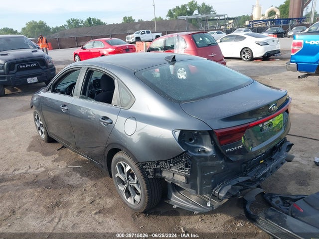 3KPF24AD8KE097536 KIA Forte Lxs