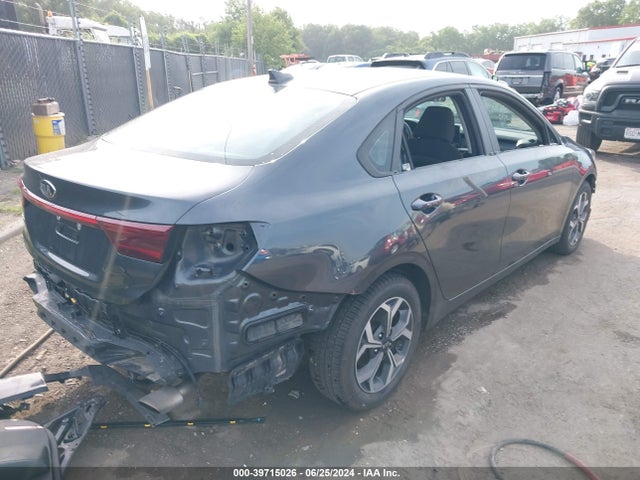 3KPF24AD8KE097536 KIA Forte Lxs