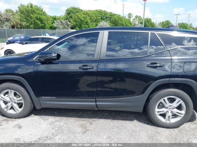 3GKALMEV5NL109558 GMC Terrain Fwd Sle