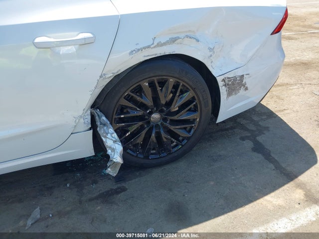 Audi A7 55 Premium 2019 WAUR2AF22KN051325 Image 6