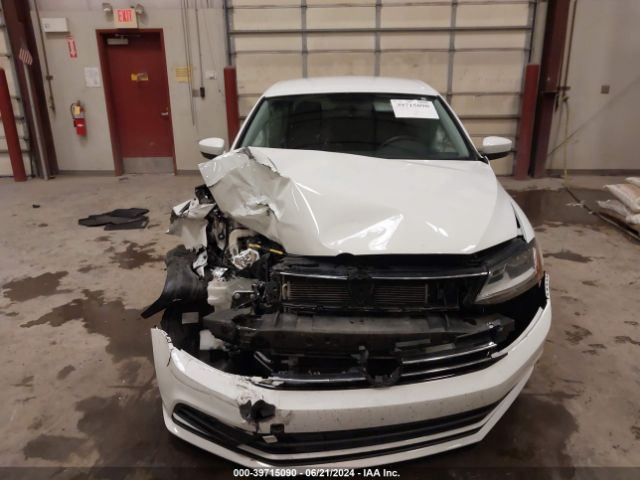 3VW2B7AJ8HM344488 Volkswagen Jetta 1.4t S