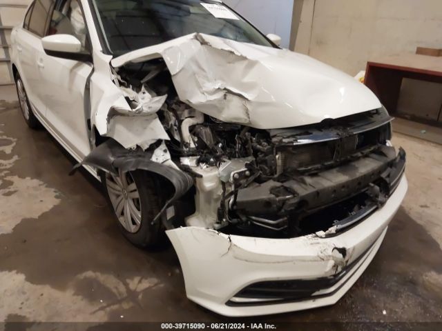 3VW2B7AJ8HM344488 Volkswagen Jetta 1.4t S
