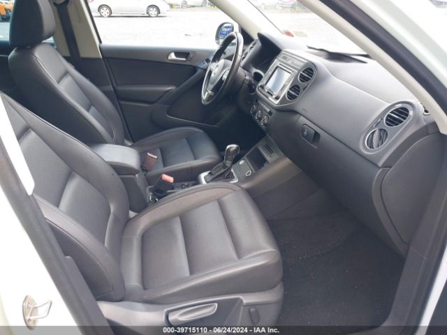WVGBV7AX3GW577347 Volkswagen TIGUAN SE
