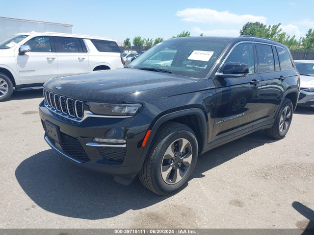 39715111 :رقم المزاد ، 1C4RJYB60PC626189 vin ، 2023 Jeep Grand Cherokee 4xe مزاد بيع