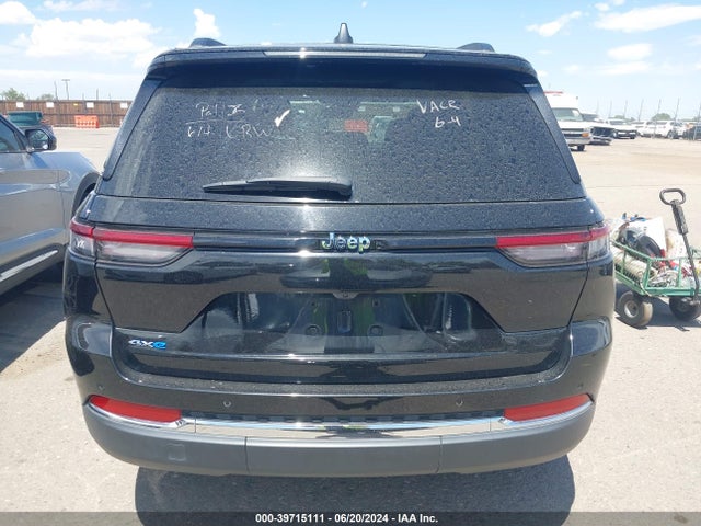 39715111 :رقم المزاد ، 1C4RJYB60PC626189 vin ، 2023 Jeep Grand Cherokee 4xe مزاد بيع