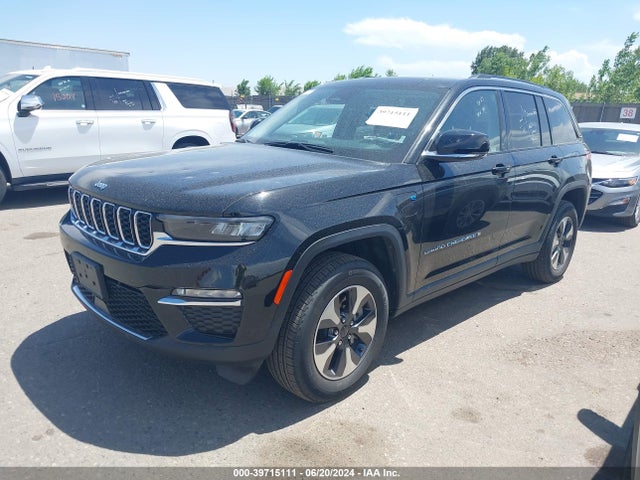 39715111 :رقم المزاد ، 1C4RJYB60PC626189 vin ، 2023 Jeep Grand Cherokee 4xe مزاد بيع