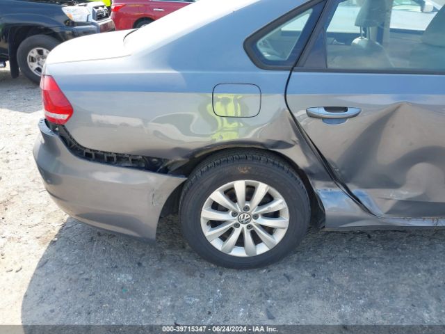 1VWAS7A34EC072239 Volkswagen Passat 1.8t Wolfsburg Edition