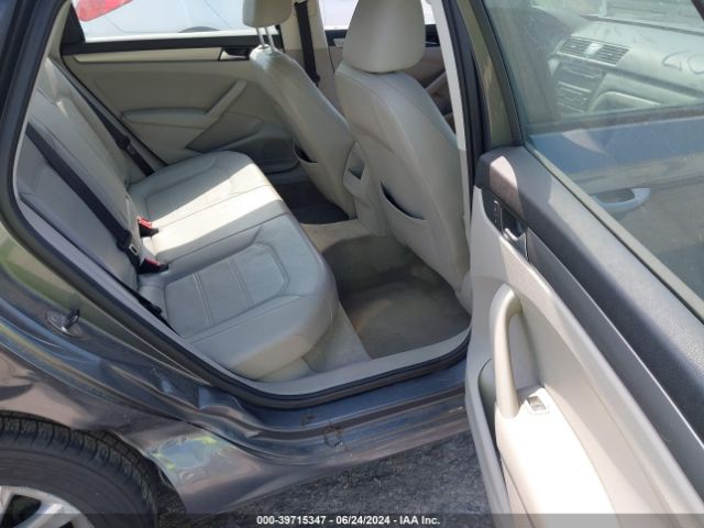1VWAS7A34EC072239 Volkswagen Passat 1.8t Wolfsburg Edition
