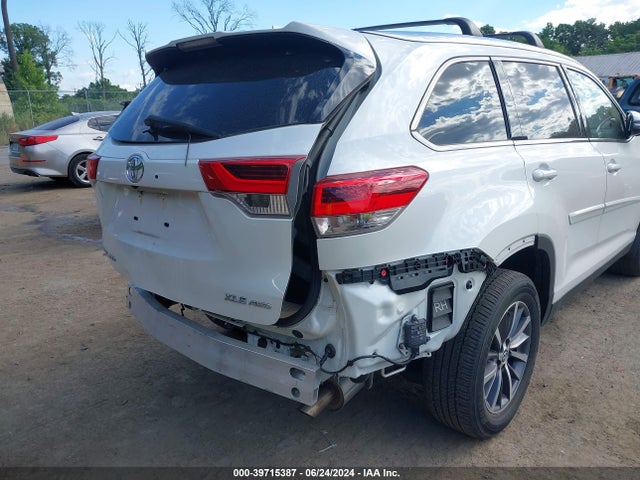 Toyota Highlander Xle 2019 5TDJZRFH4KS915624 Image 19