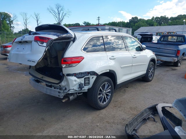 Toyota Highlander Xle 2019 5TDJZRFH4KS915624 Image 4