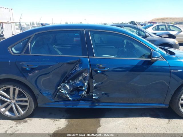 1VWAA7A37JC000982 Volkswagen Passat 2.0t R-line/2.0t S