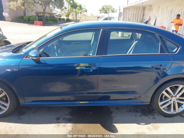 1VWAA7A37JC000982 Volkswagen Passat 2.0t R-line/2.0t S