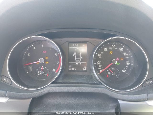 1VWAA7A37JC000982 Volkswagen Passat 2.0t R-line/2.0t S