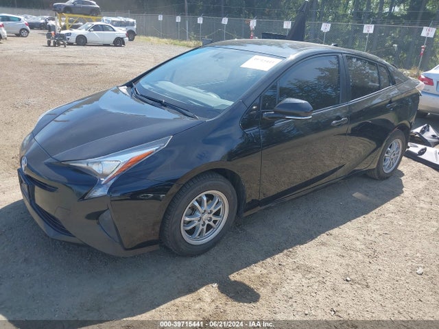Toyota Prius Three 2016 JTDKARFU7G3507460 Image 2