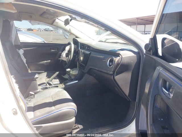 Toyota COROLLA SE 2018 2T1BURHE7JC975233 Image 5