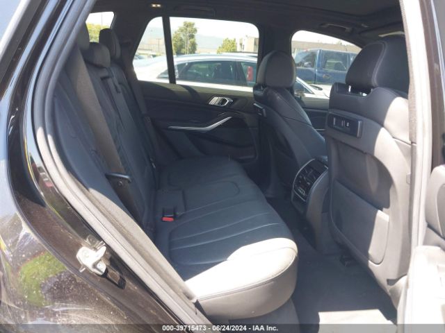 5UXCR6C55KLL39320 BMW X5 Xdrive40i