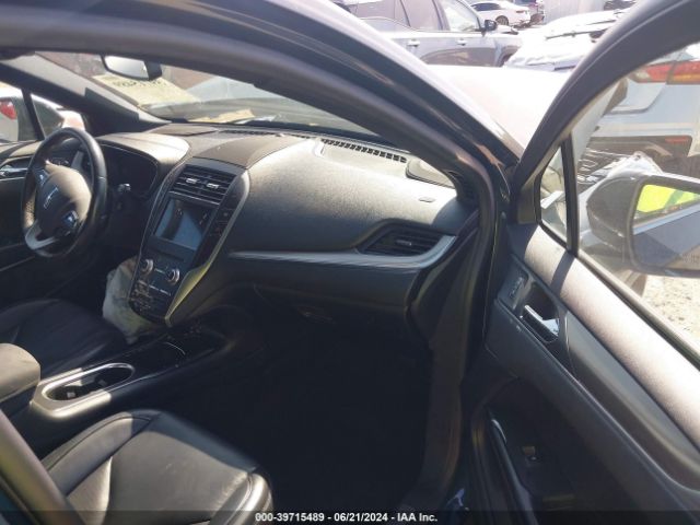 5LMCJ2D95KUL33622 Lincoln MKC SELECT