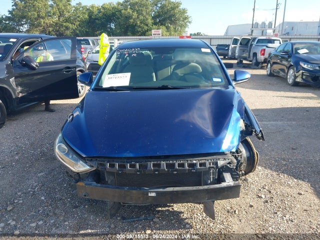 Hyundai ELANTRA SE 2017 5NPD74LF8HH140008 Image 12