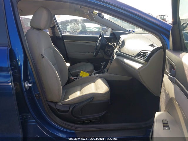 Hyundai ELANTRA SE 2017 5NPD74LF8HH140008 Image 5