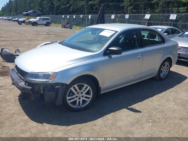 3VW2K7AJ9FM201580 Volkswagen Jetta 2.0l S