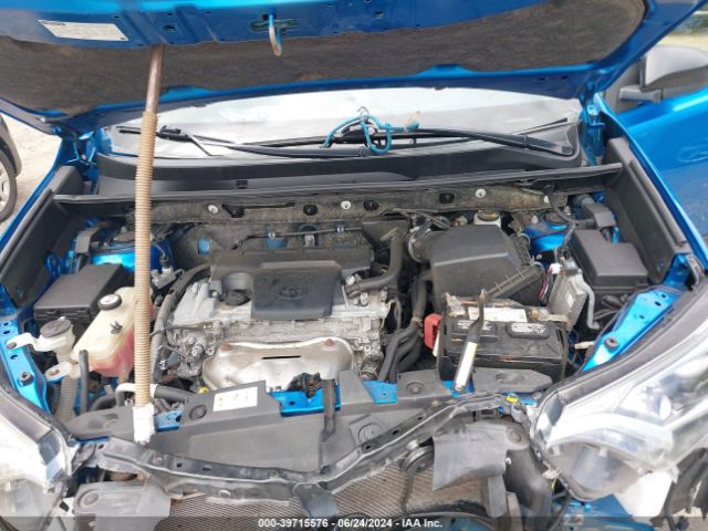 JTMBFREV2HJ133610 Toyota RAV4 LE