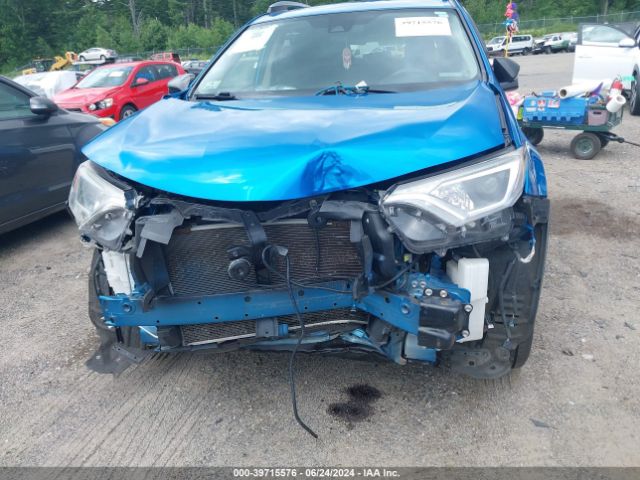 JTMBFREV2HJ133610 Toyota RAV4 LE
