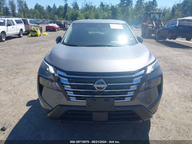 5N1BT3BB4RC705438 Nissan Rogue Sv Intelligent Awd