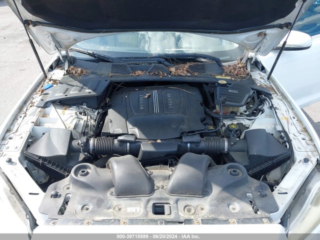 2011 JAGUAR XJ SAJWA2GB0BLV04688 Photo 9