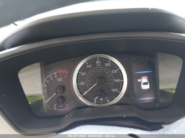 JTDEPRAE3LJ101077 Toyota COROLLA LE