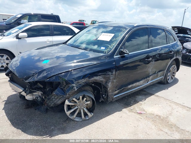 Audi Q5 2.0t Premium 2016 WA1C2AFP2GA039978 Image 2
