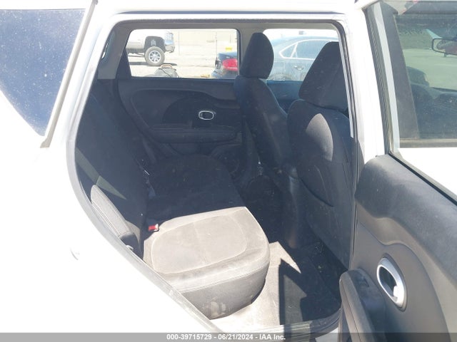 KIA Soul 2014 KNDJN2A26E7009057 Image 8