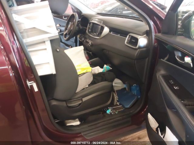 5XYPG4A51KG562871 KIA Sorento 3.3l Lx