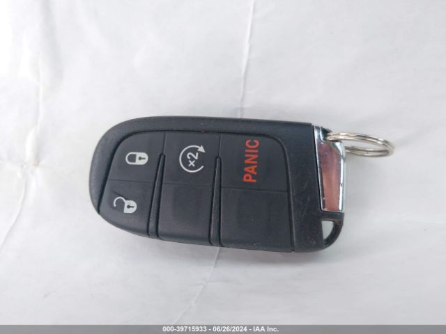3C4NJDBB6KT630930 Jeep Compass Latitude 4x4