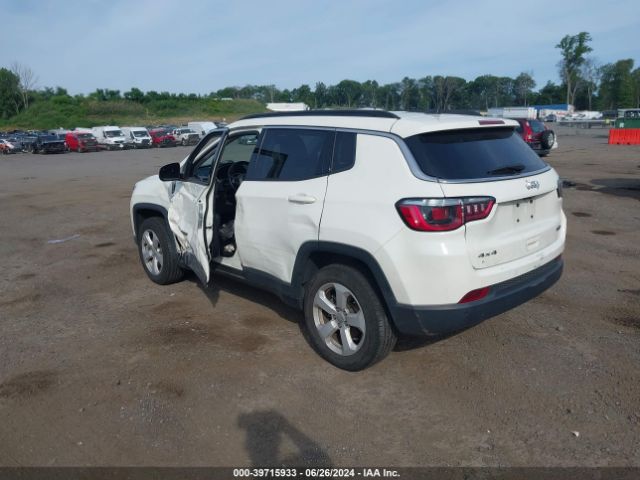3C4NJDBB6KT630930 Jeep Compass Latitude 4x4