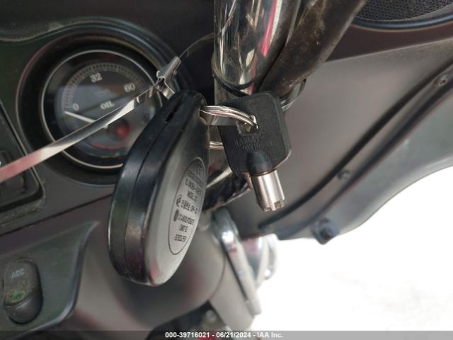 2012 HARLEY-DAVIDSON FLHTCUTG 1HD1MAM14CB857835 Photo 10