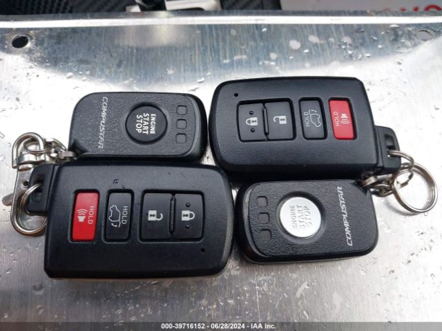 JTMDFREV8FJ034831 Toyota Rav4 Limited