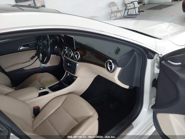 Mercedes-Benz CLA 250 2014 WDDSJ4EBXEN059208 Image 5