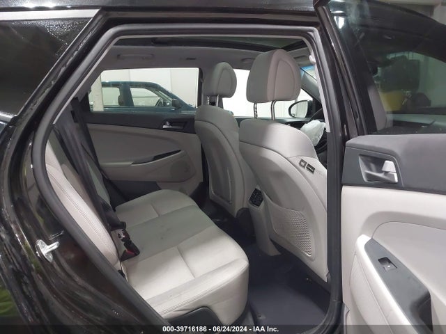 Hyundai Tucson Value 2018 KM8J3CA20JU715119 Image 8
