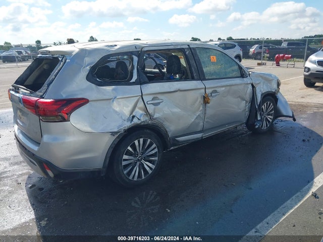 JA4AZ3A36LZ015276 Mitsubishi Outlander Se 2.4 S-awc