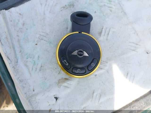 2009 MINI COOPER CLUBMAN WMWML33539TX34027 Photo 10