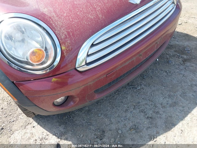 2009 MINI COOPER CLUBMAN WMWML33539TX34027 Photo 5