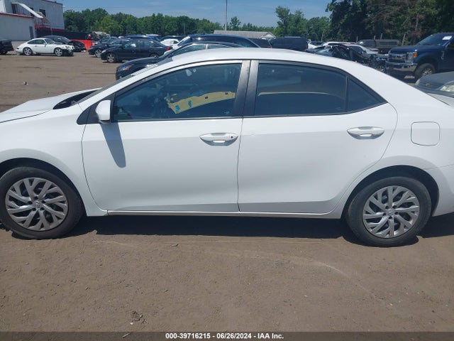 Toyota COROLLA LE 2017 5YFBURHE0HP645671 Image 14