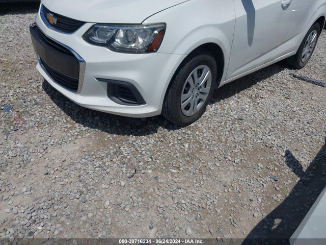 Chevrolet Sonic Lt Auto 2017 1G1JG6SG7H4144915 Image 2